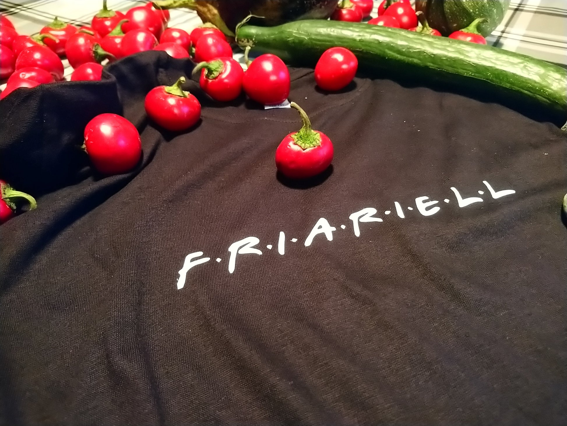 Friariell tshirt Friends style